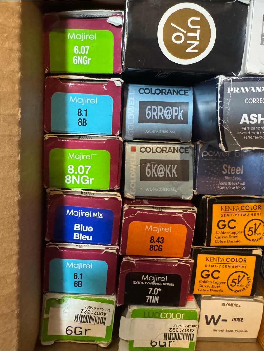 Assorted Hair Color Boxes - Multiple Brands - unopened - Picture 4 of 6